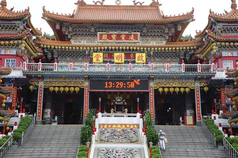 Das historische Tianfu Tempel – eine Oase der Ruhe und spirituellen Inspiration!