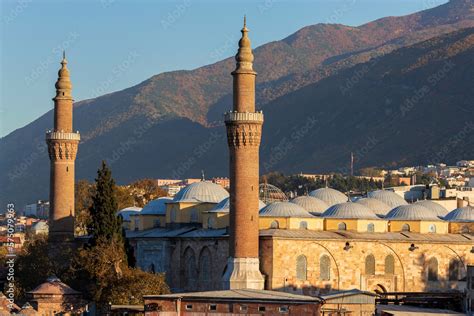 Die Ulu Camii: Ein historisches Meisterwerk im Herzen von Rize!