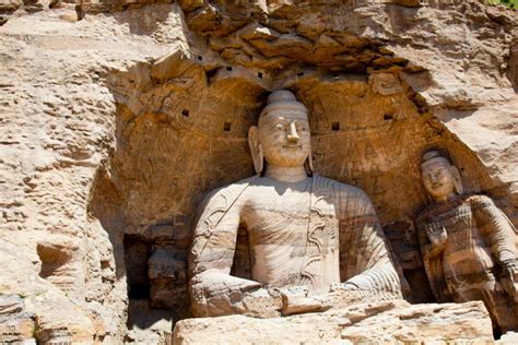 Die Yungang Grotten: Eine Reise durch die Zeit und den Buddhismus!